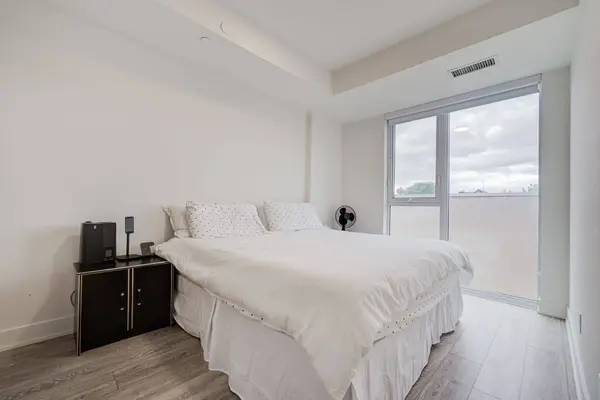 1285 Queen ST E #211, Toronto E01, ON M4L 1C2