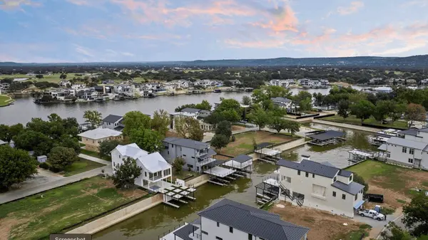 Lake Living in Texas: Why Buyers Love Homes on the Water