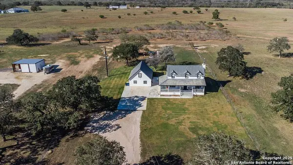 2400 Elm Creek, Seguin, TX 78155