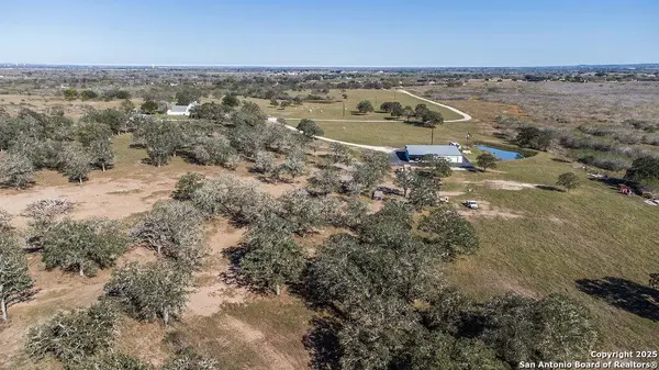 2400 Elm Creek, Seguin, TX 78155