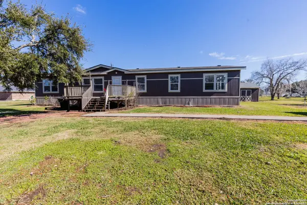 94 County Road 148, Bay City, TX 77414