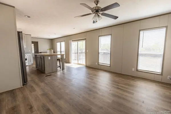 181 Viridian View, Pleasanton, TX 78064