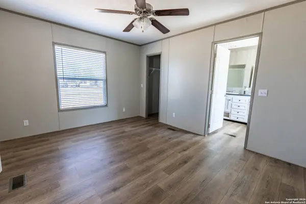 181 Viridian View, Pleasanton, TX 78064