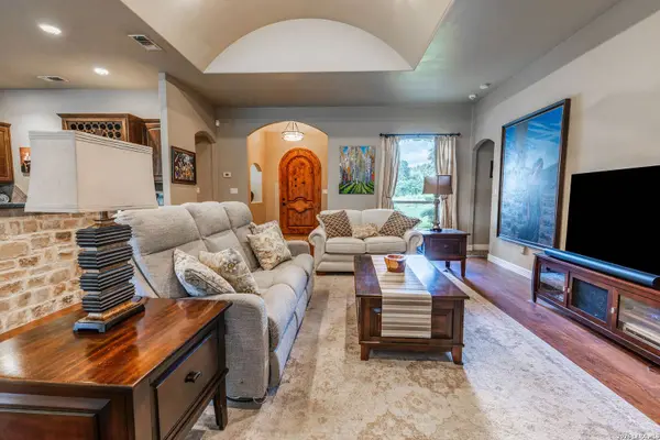 110 SANDPIPER LN, Mcqueeney, TX 78123