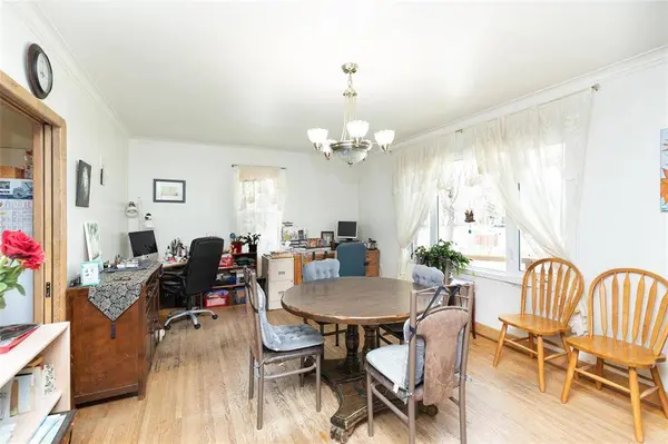 292 McKenzie AVE, Steinbach, MB R5G 0K6