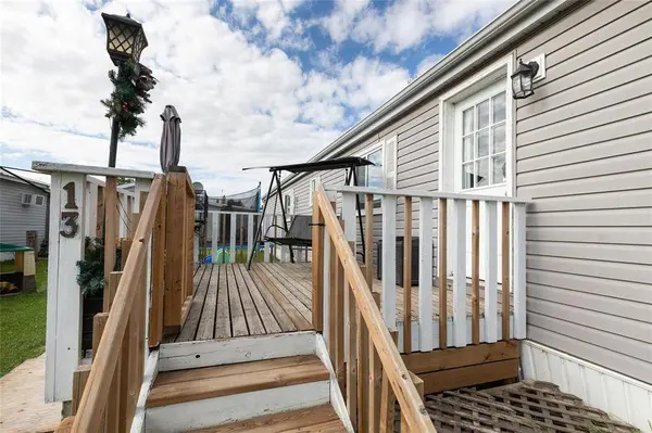13 Aspen Five DR, Steinbach, MB R5G 0M4