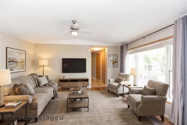 20 Sunset DR, Ste Anne, MB R5H 1H5