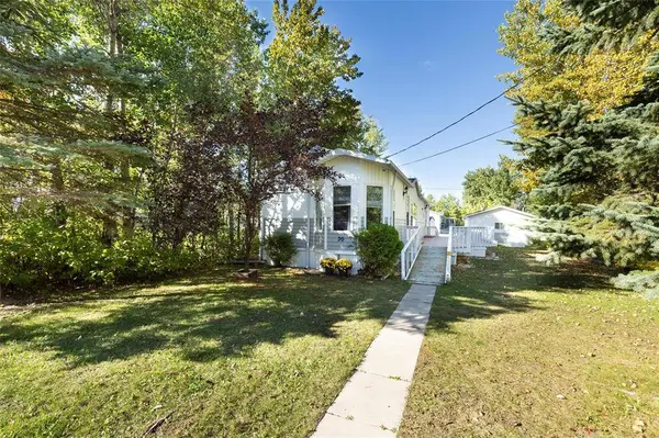 20 Sunset DR