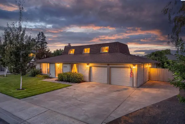 4008 W 18th Ave, Kennewick, WA 99338