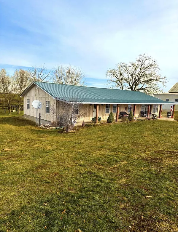 1235 Jackstown Road, Paris, KY 40361