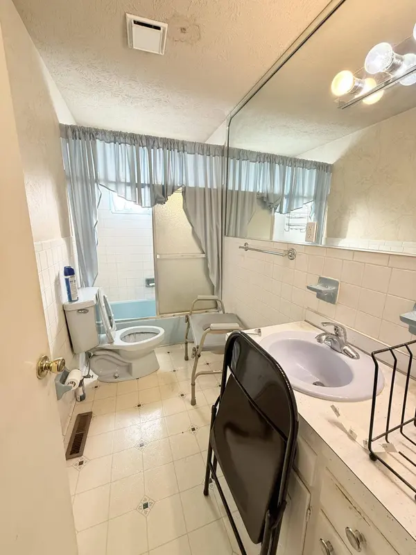 1840 Russell Cave Road, Lexington, KY 40505