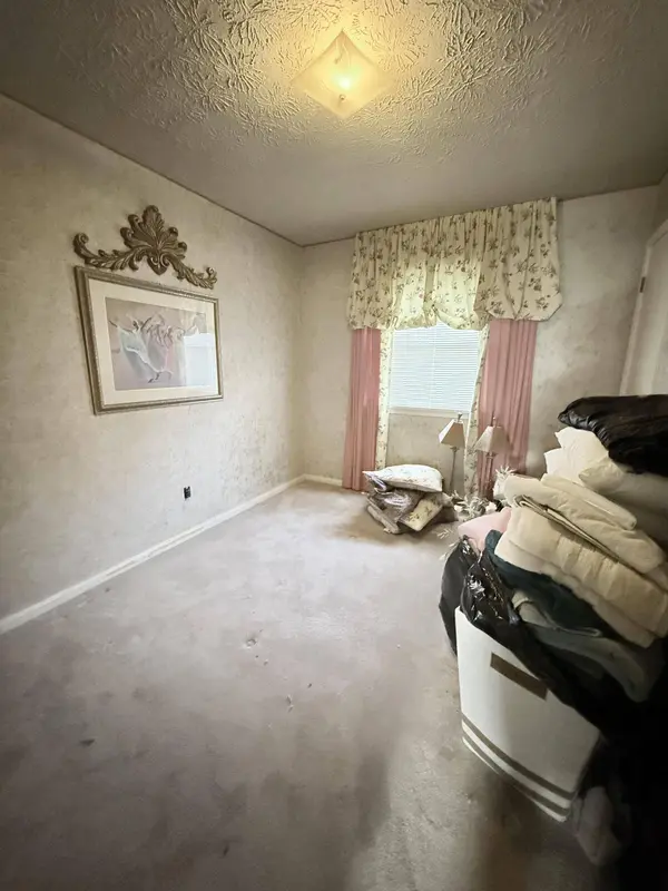 1840 Russell Cave Road, Lexington, KY 40505