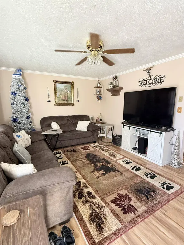 861 Barnett Road, Brodhead, KY 40409