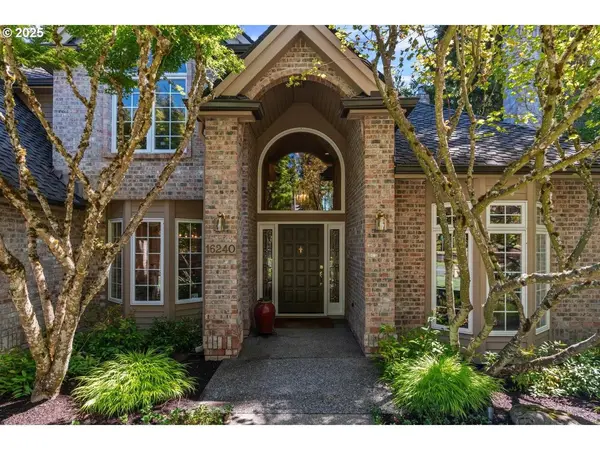 16240 SW FALCON DR, Beaverton, OR 97007