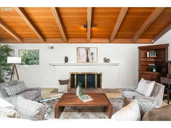 7550 SW LAUREL ST, Portland, OR 97225