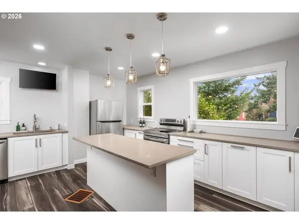 3825 NE 63RD AVE, Portland, OR 97213