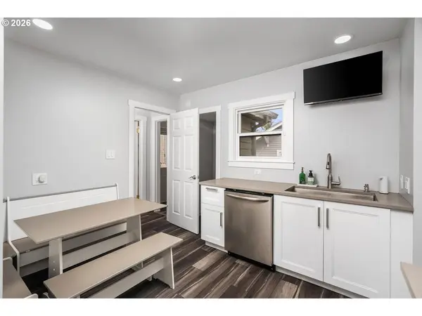 3825 NE 63RD AVE, Portland, OR 97213