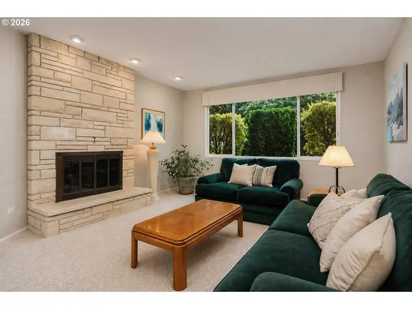 9070 SW HOWATT ST, Portland, OR 97225