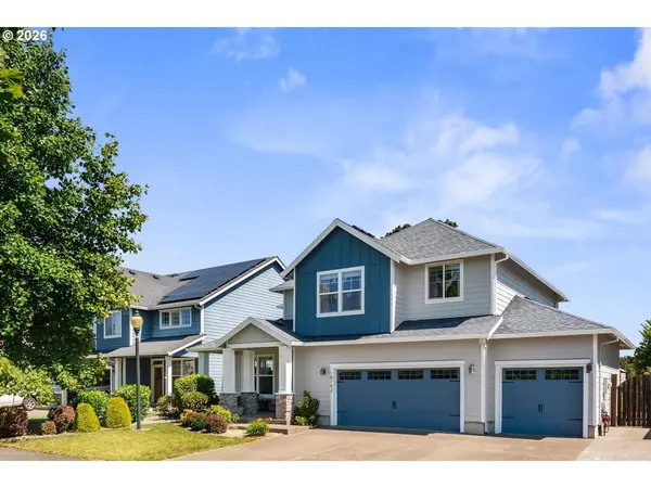 18792 SUNBLAZE DR, Oregon City, OR 97045