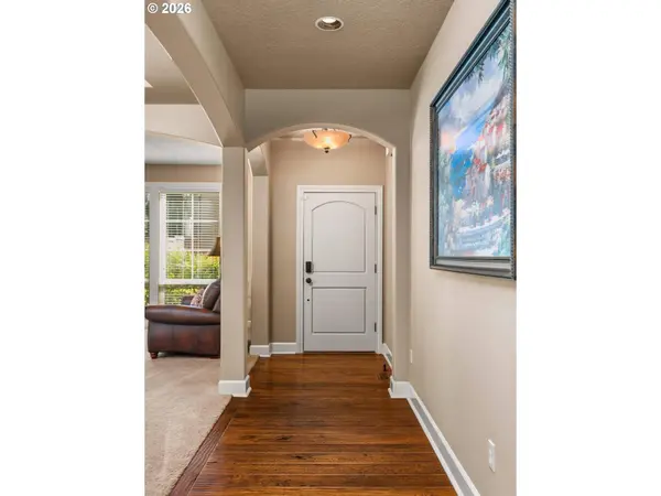 581 NW CAMBRAY PL, Beaverton, OR 97006