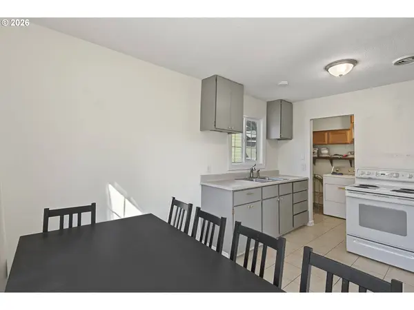 3604 SE 64TH AVE, Portland, OR 97206