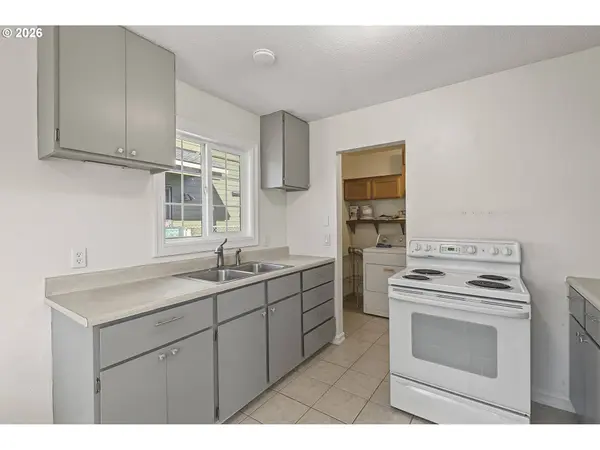 3604 SE 64TH AVE, Portland, OR 97206
