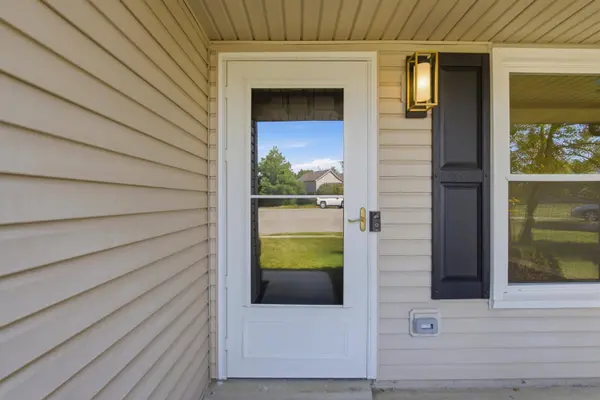 212 Heather Way, Versailles, KY 40383
