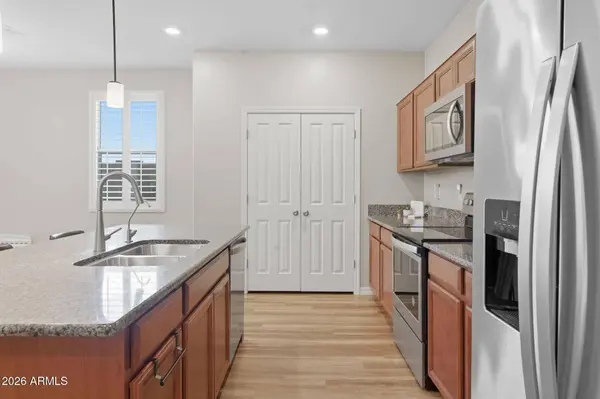 16640 W JENAN Drive, Surprise, AZ 85388