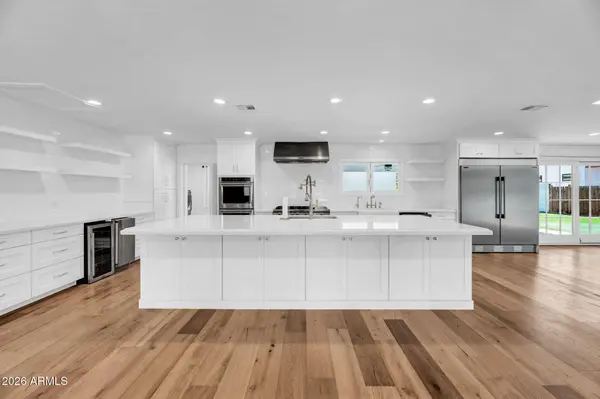 165 E WATER TANK Road, Gilbert, AZ 85296