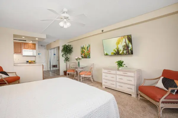 106 Kaanapali Shores Pl #1002, Lahaina, HI 96761