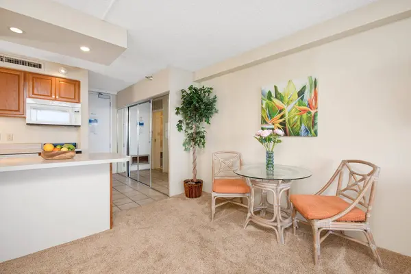 106 Kaanapali Shores Pl #1002, Lahaina, HI 96761