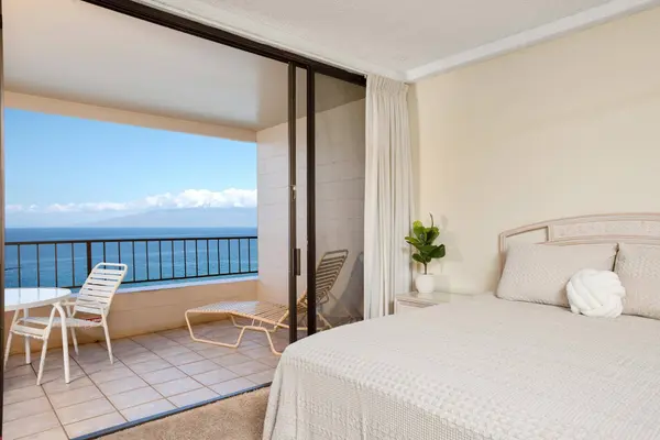 106 Kaanapali Shores Pl #1002, Lahaina, HI 96761