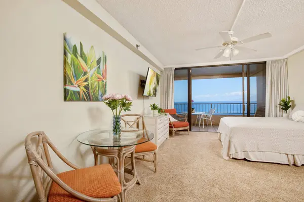 106 Kaanapali Shores Pl #1002, Lahaina, HI 96761