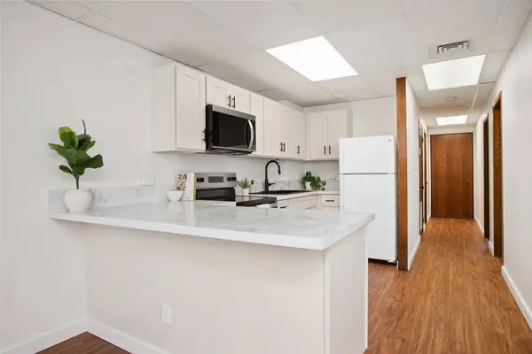 1129 Lower Main St #206, Wailuku, HI 96793