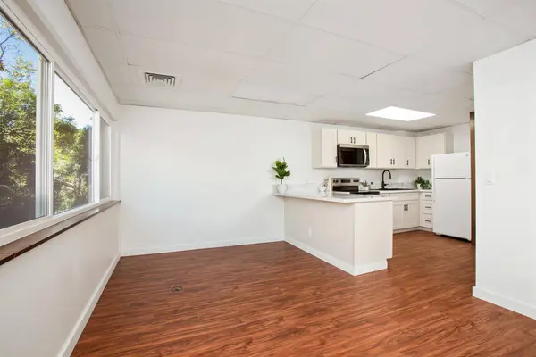 1129 Lower Main St #206, Wailuku, HI 96793