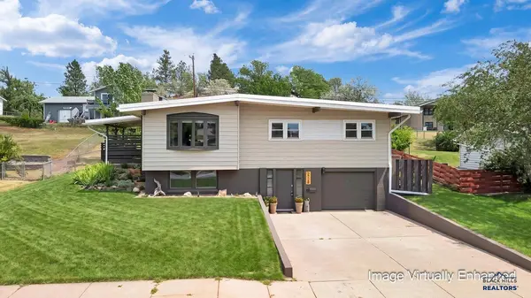 2728 Arrowhead Dr