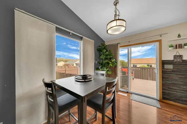 4908 Coal Bank Dr, Rapid City, SD 57701