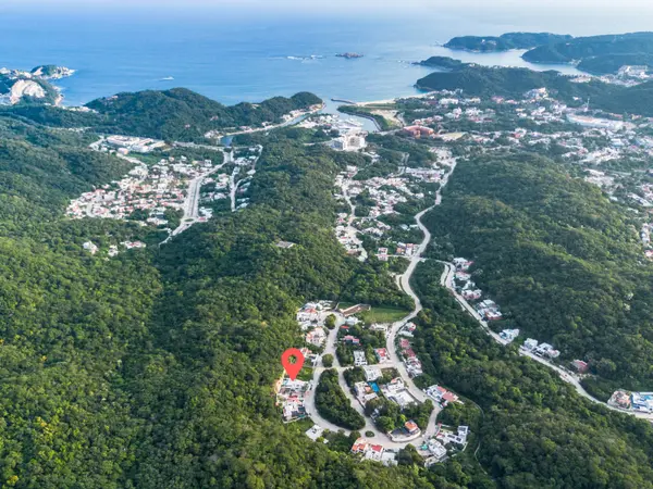 Bright, Modern 3br Oasis In Sector N,