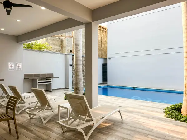 Modern Condo Near Beach with Private Rooftop Pool