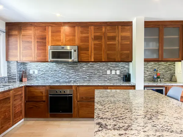 Prime Oceanview 2BR Condo with Beach Access