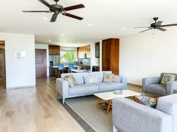 Prime Oceanview 2BR Condo with Beach Access