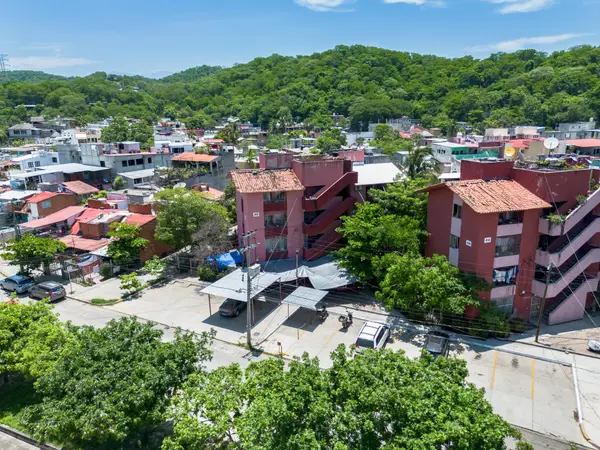Bright & Comfortable 2BR Condo,