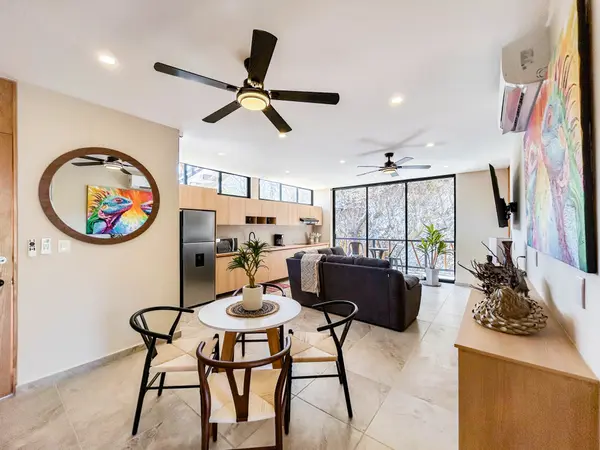 Brand-New Modern Condo in Santa Cruz