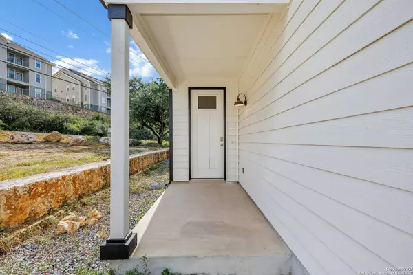 16011 Babcock #9, San Antonio, TX 78255