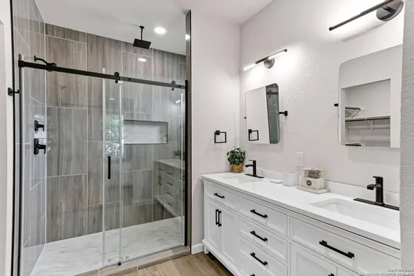 10032 Tammie Hill, Converse, TX 78109