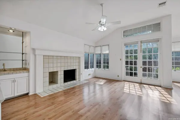33 Villa Jardin, San Antonio, TX 78230