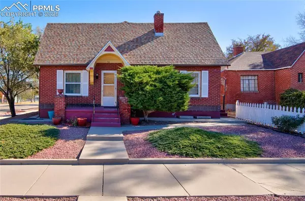 238 W Grant AVE, Pueblo, CO 81004