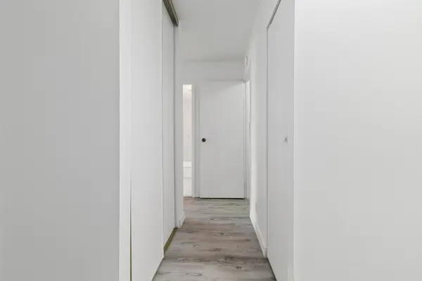 7360 Rue St-Zotique E. #408, Montréal (anjou), QC H1M3G6