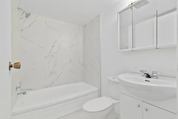 7360 Rue St-Zotique E. #408, Montréal (anjou), QC H1M3G6