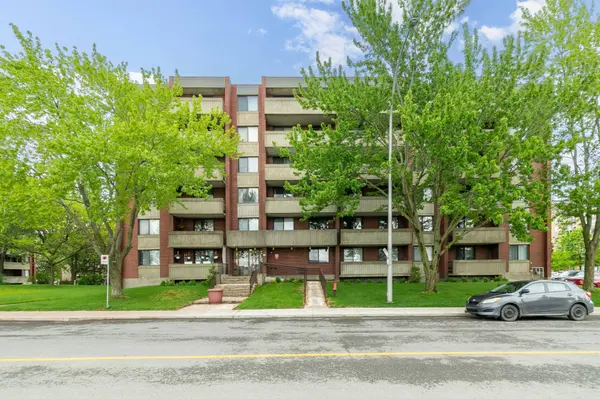7360 Rue St-Zotique E. #106